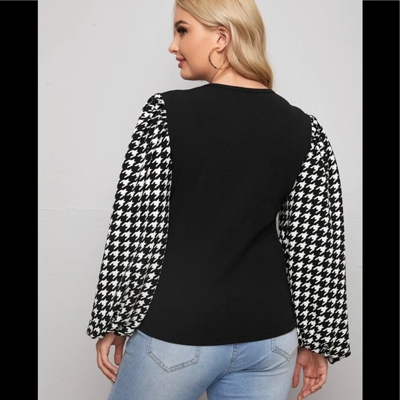 Dramatic Sleeve Top NWT - Picture 2 of 7